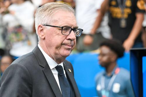 Carlo Ancelotti l-a păstrat pe Neymar pentru prelungiri în meciul Brazilia - Japonia // foto: Imago