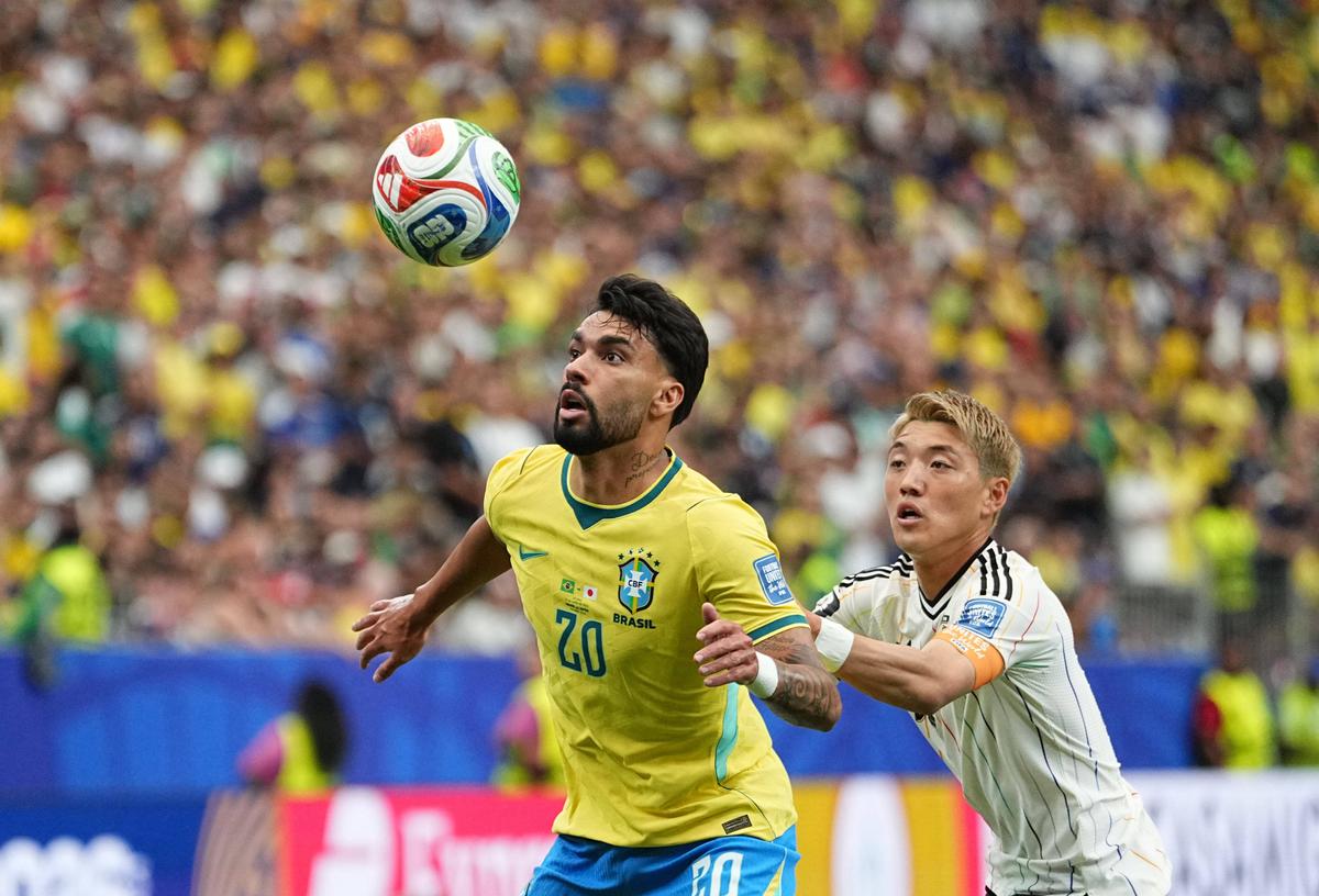 Brazilia - Japonia, în șaisprezecimile de la Campionatul Mondial // foto: Imago