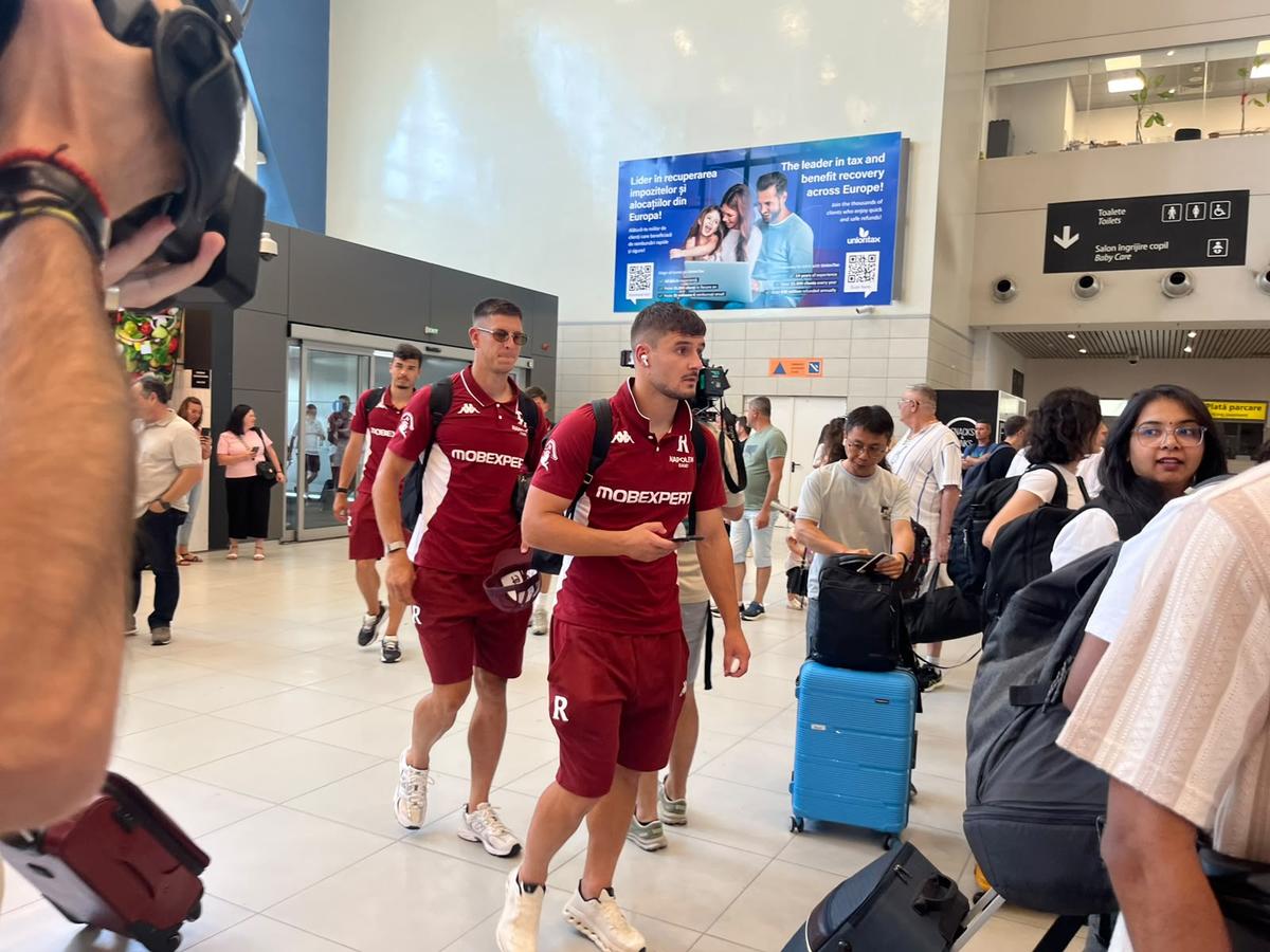 Rapid a plecat în Austria » Abia a fost transferat și a urcat în avion