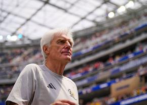 După eșecul din șaisprezecimi, Hugo Broos a făcut anunțul despre viitorul său: „Cu siguranță”
