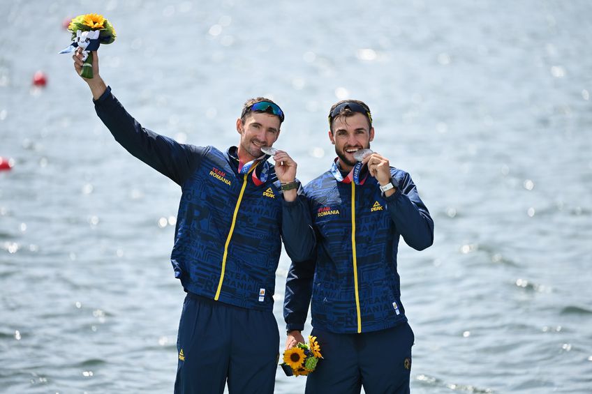 Marius Cozmiuc (28 de ani) și Ciprian Tudosă (24 de ani) au obținut în această dimineață medalia de argint în finala la dublu rame masculin.