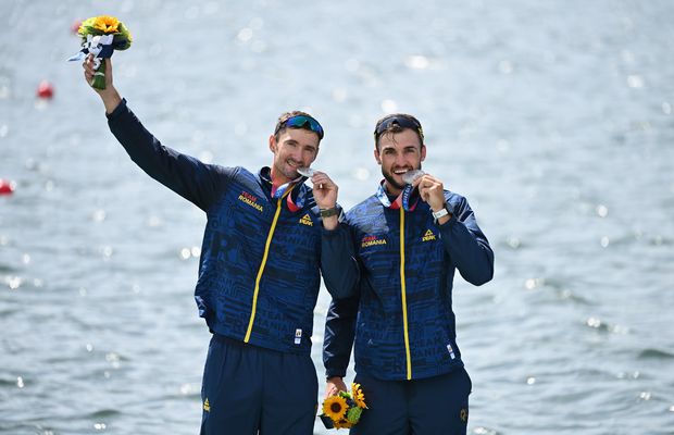 Marius Cozmiuc și Ciprian Tudosă, lecție de viață după argintul de la Tokyo: „La început abia prindeam finalele, acum suntem cea mai bună echipă din lume!”