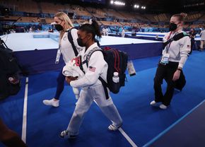 Simona Halep îi ia apărarea lui Simone Biles, după ce americanca s-a retras de la Jocurile Olimpice: „Presiunea este epuizantă”