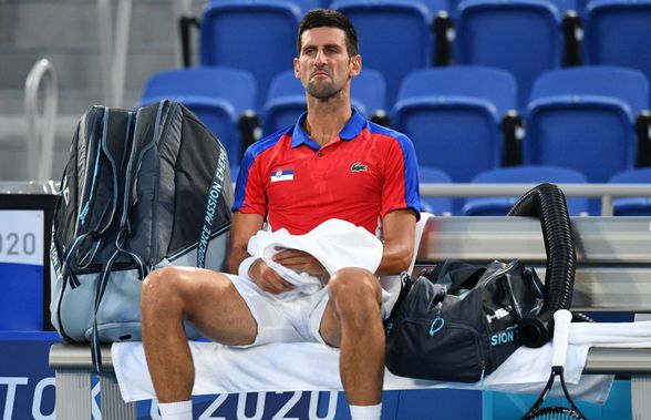 Novak Djokovic a părăsit rapid antrenamentul, după ce a citit un mesaj pe telefon!