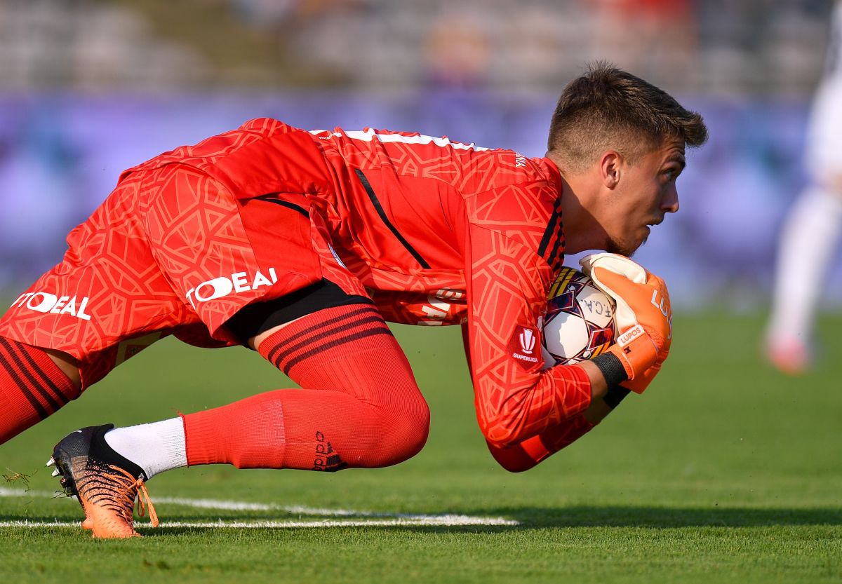 „ROȘU” direct în FC Argeș - U Cluj! Mladinovici a rupt echilibrul în minutul 39