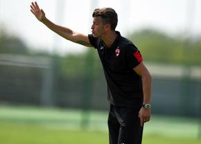 Burcă, primele nemulțumiri la Dinamo » Conducerea îl liniștește: „Se va întâmpla asta cu certitudine”