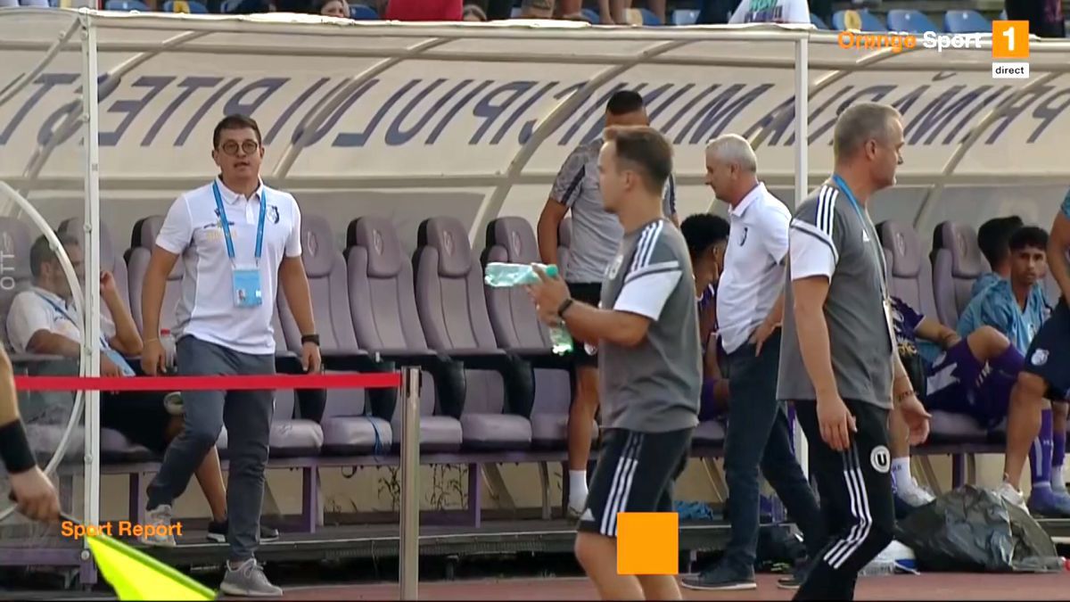 FOTO Conflict Andrei Prepeliță - Erik Lincar în FC Argeș - U Cluj 29.07.2022