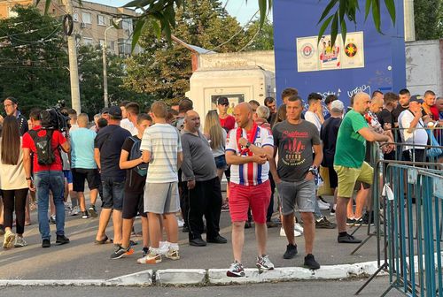 Reporterii GSP au luat „pulsul” meciului, înainte de Oțelul - FCSB / foto: Vlad Nedelea (Gazeta Sporturilor)