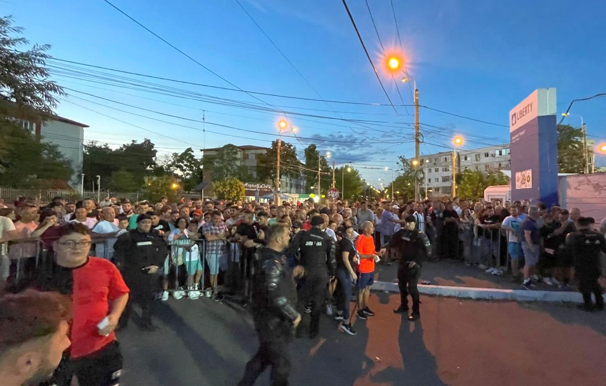 Efectul FCSB » Imagini incredibile surprinse de GSP înaintea meciului de la Galați: vicecampioana a „aprins” un oraș întreg