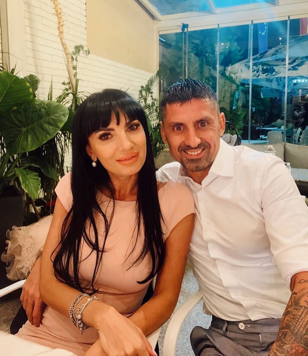 Mihaela Dănciulescu face senzație la piscină: imaginea postată de Danciu cu soția