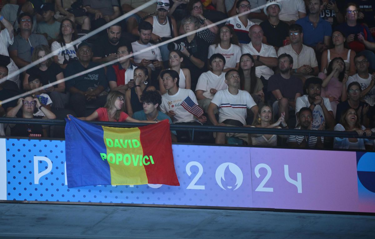 ISTORIE! David Popovici, medalie de AUR pentru România la 200 de metri liber! Avem primul campion olimpic din istoria înotului masculin românesc!