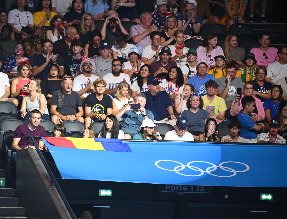 ISTORIE! David Popovici, medalie de AUR pentru România la 200 de metri liber! Avem primul campion olimpic din istoria înotului masculin românesc!