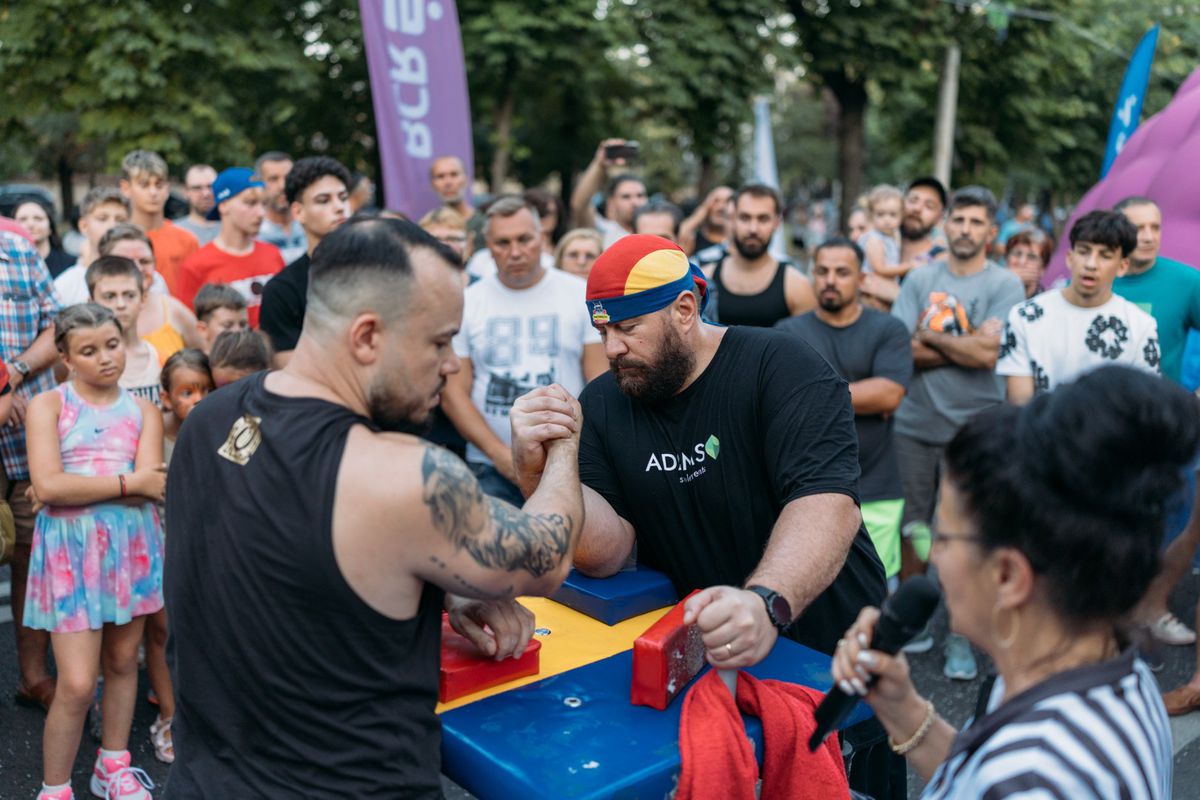 Ploieștiul a făcut show pe bulevard la Sport Arena Streetball » 90 de echipe și peste 320 de jucători au jucat baschet 3x3