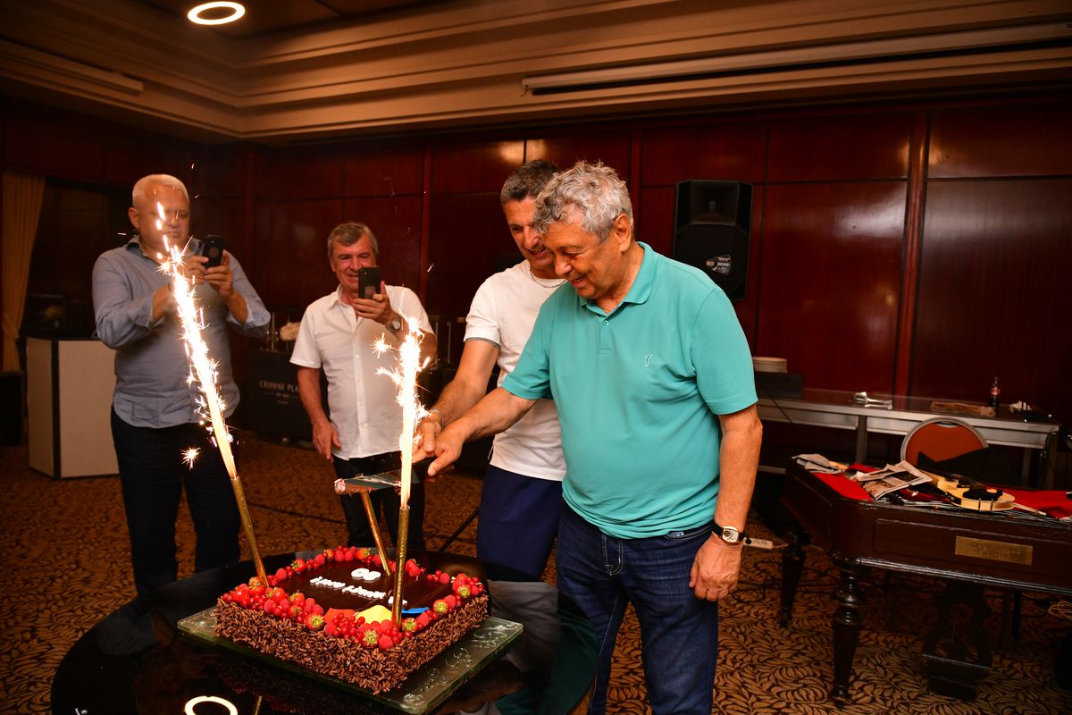 Imagini memorabile de la petrecerea lui Mircea Lucescu! George Copos a „rupt ariciul” buzunarului și a aruncat timid cu bani în lăutari