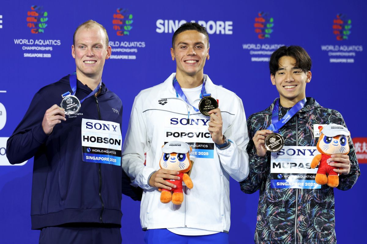 Viral! Cele două cuvinte postate de David Popovici, la două ore după cursa istorică din Singapore