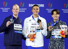 Viral! Cele două cuvinte postate de David Popovici, la două ore după cursa istorică din Singapore