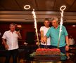 Imagini memorabile de la petrecerea lui Mircea Lucescu! George Copos a „rupt ariciul” buzunarului și a aruncat timid cu bani în lăutari