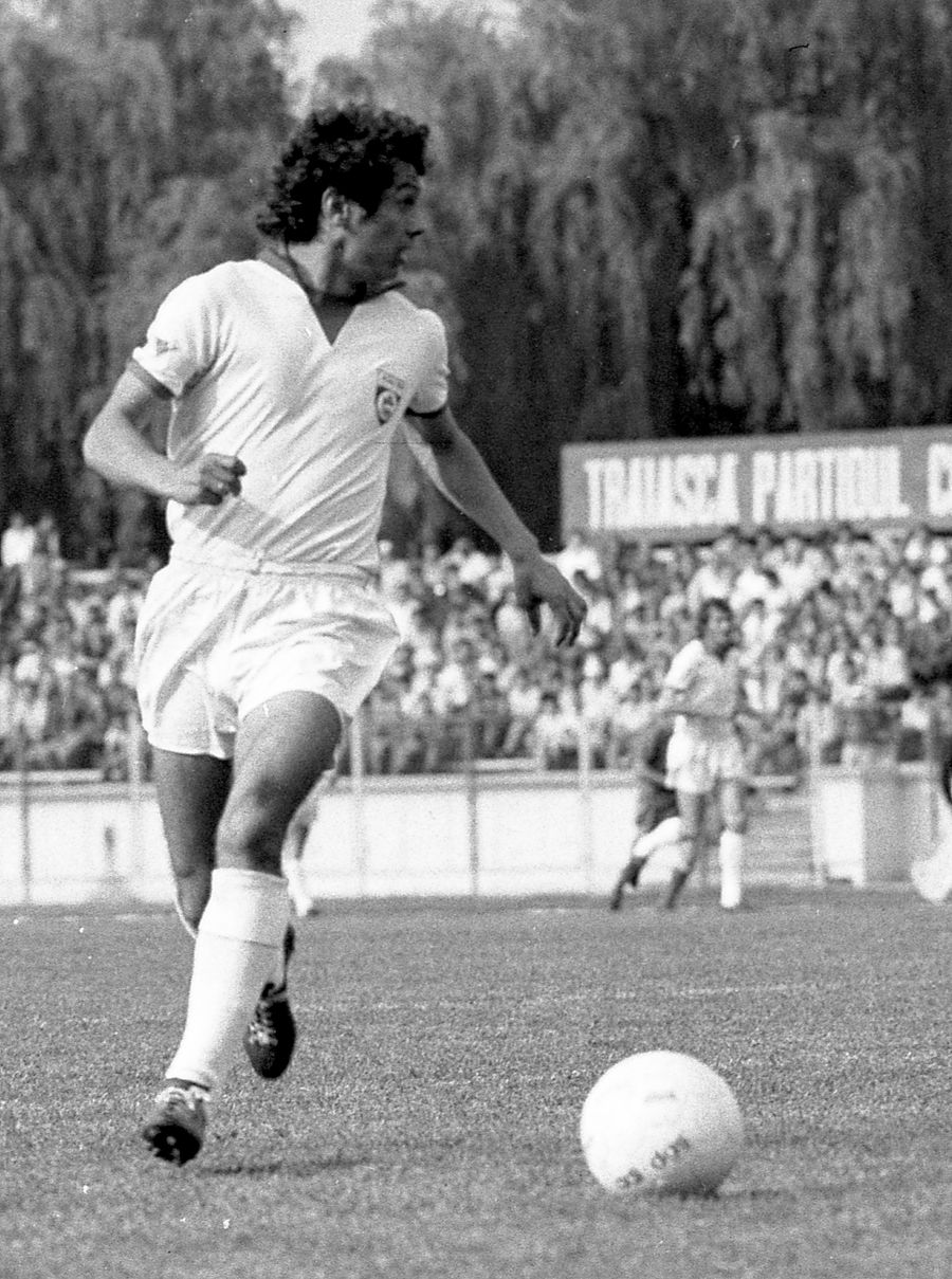 Autoportret Mircea Lucescu la 80 de ani: „Sunt creația cărții, lămpii, difuzorului și a balonului de cârpă” + „Șucu și Șumudică erau un model de incompatibilitate”