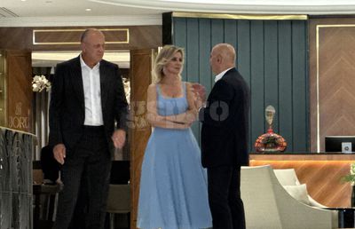 Petrecere VIP în cinstea lui Mircea Lucescu cu nume grele din politică și din fotbal! Cum a apărut Diana Șucu și ce meniu de 5 stele au primit invitații