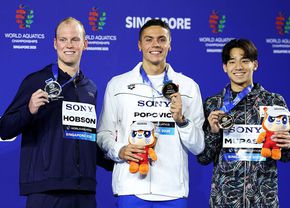 Rivalii Hobson și Tatsuya au reacționat după ce David Popovici a cucerit AURUL la Singapore: „L-am urmărit ca și cum viața mea depindea de asta”