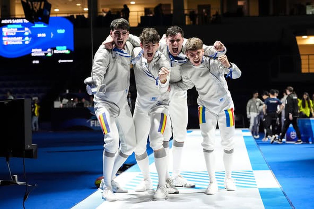 Echipa de sabie a României a câștigat medalia de bronz pe echipe la Campionatele Mondiale de la Tbilisi