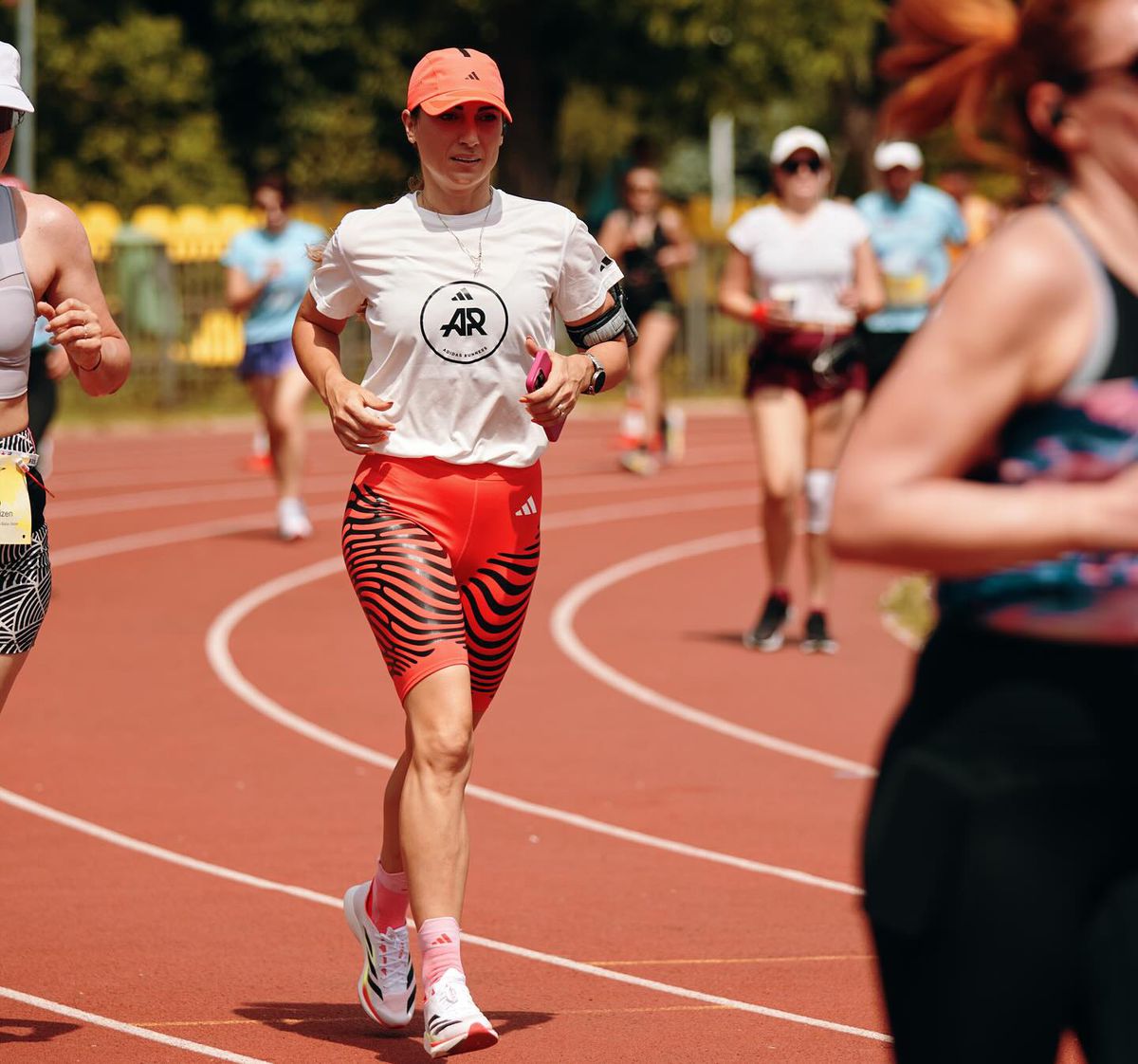 Anca Bucur - La feminin
