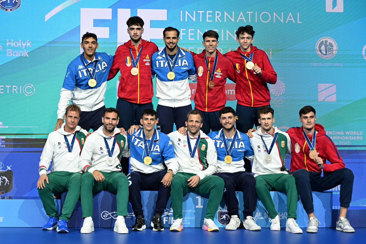 Echipa de sabie a României a câștigat medalia de bronz pe echipe la Campionatele Mondiale de la Tbilisi