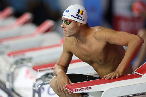 CORESPONDENȚĂ DIN SINGAPORE David Popovici, la un pas să abandoneze Mondialul de natație » Dezvăluire incredibilă, după aurul la 200 m liber: „M-am uitat după bilete de întoarcere, l-am rugat pe tată meu”. Care a fost motivul
