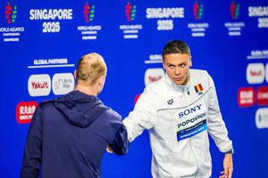 Rivalii Hobson și Tatsuya au reacționat după ce David Popovici a cucerit AURUL la Singapore: „L-am urmărit ca și cum viața mea depindea de asta”