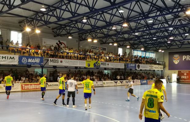 Potaissa Turda - CSM București 28-27 // Scandal la Turda și arbitraj care a lăsat de dorit!