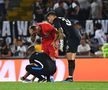 GUIMARAES - FCSB // GALERIE FOTO Imagini incredibile la pauză! » Dacian Nastai dădea indicații unor jucători dezorientați, în timp ce Bogdan Vintilă își făcea cruce pe margine!