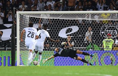 GUIMARAES - FCSB 1-0 // FCSB, out din Europa League după o prestație penibilă! Cronică de Remus Răureanu: „Calificarea ar fi aruncat la gunoi logica, toată teoria din fotbal și bunul simț”