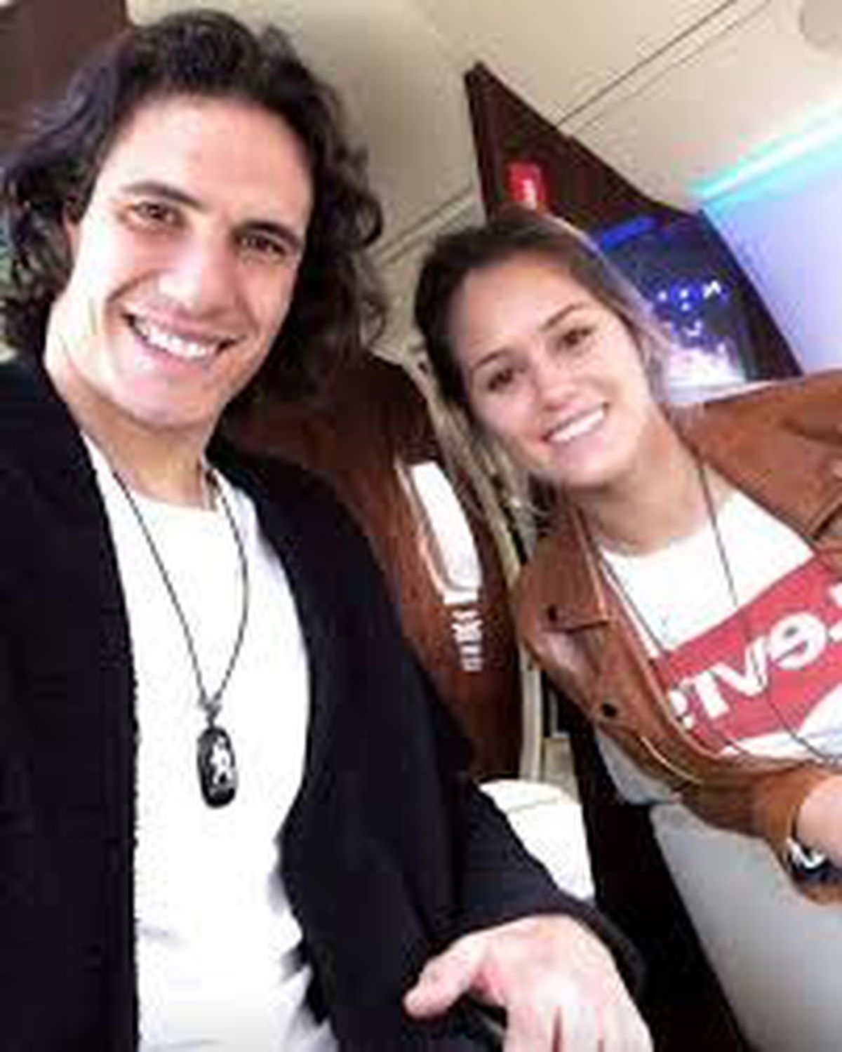 FOTO Dansatoarea de samba de care s-a îndrăgostit pe loc Edinson Cavani: „Probabil cea mai frumoasă femeie din lume”