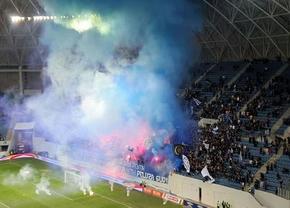 Se alege FCU Craiova cu stadionul suspendat? » Gestul huliganic al unui fan la meciul cu Farul poate atrage interdicția fanilor pe stadion