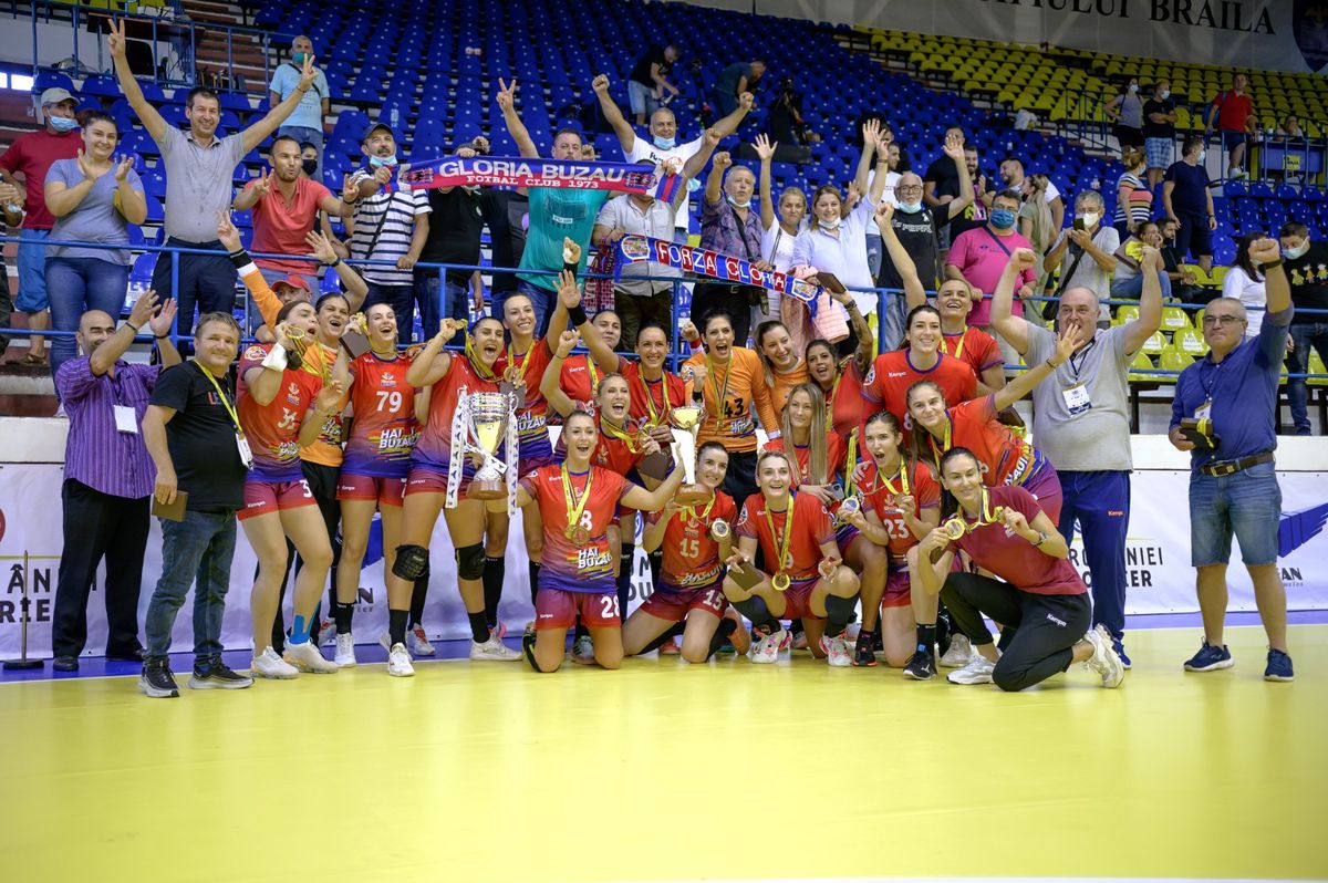 Surpriză imensă în finala Cupei României la handbal feminin » Gloria Buzău a umilit-o pe CSM București!