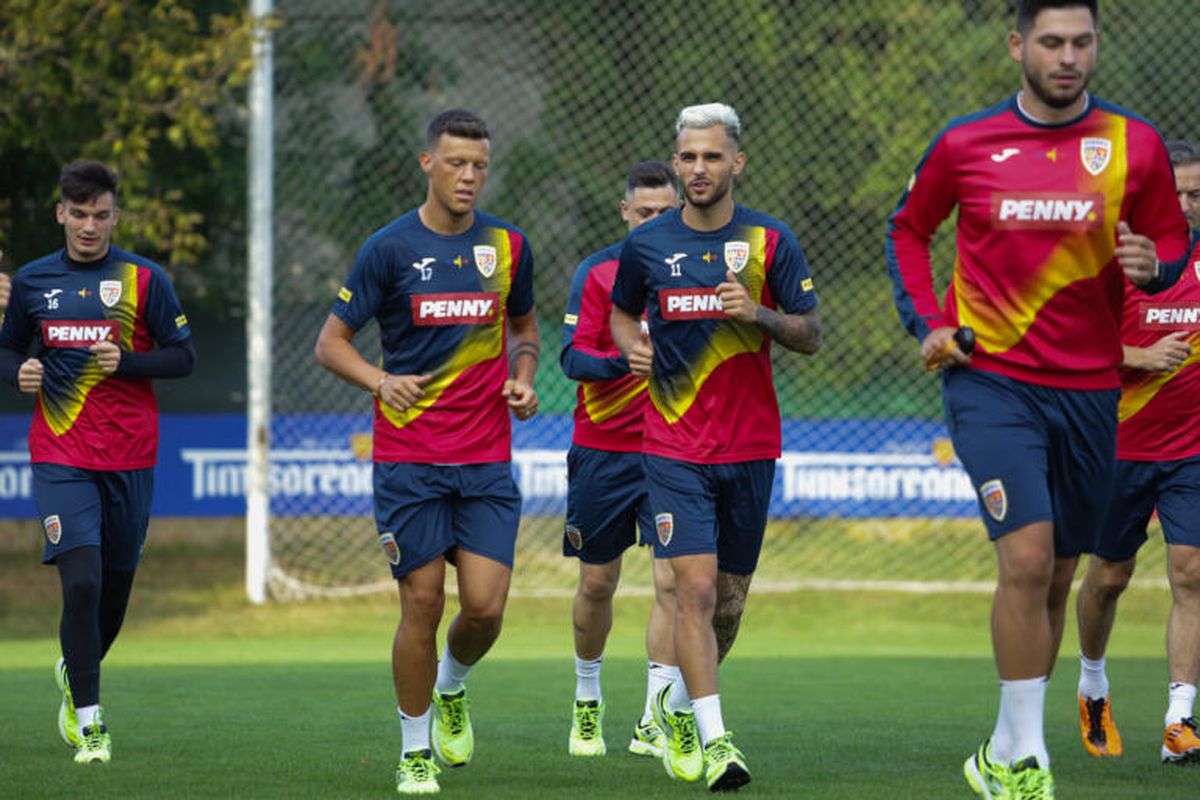 Imagini de la primul antrenament al „naționalei” României înainte de meciul cu Islanda