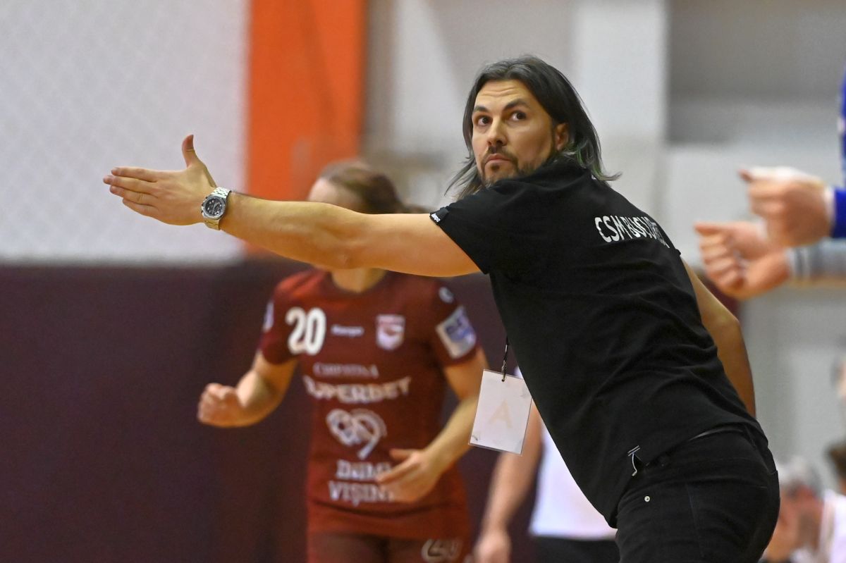 Adrian Vasile încasează 10.000 de euro pe lună de la CSM București, dar nu e mulțumit: „Prin prisma muncii pe care am făcut-o în ultimii doi ani cred că am câștigat puțin!”