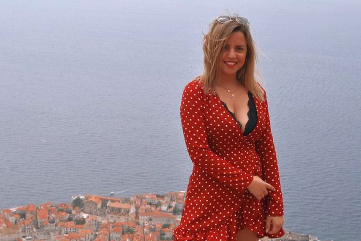 Din Maldive în „mlaștina” de la Dinamo » Iubita unui fotbalist transferat de „câini”, imagini hot din vacanță