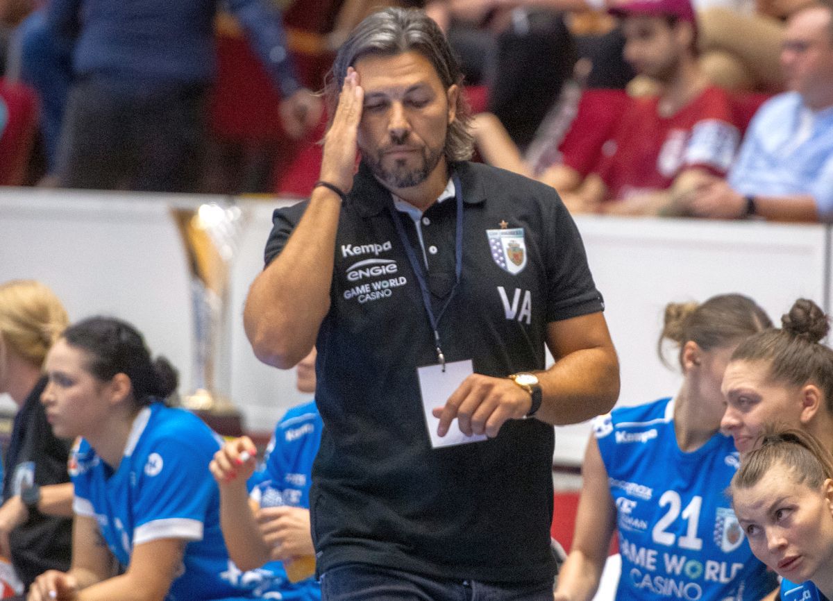 Adrian Vasile încasează 10.000 de euro pe lună de la CSM București, dar nu e mulțumit: „Prin prisma muncii pe care am făcut-o în ultimii doi ani cred că am câștigat puțin!”