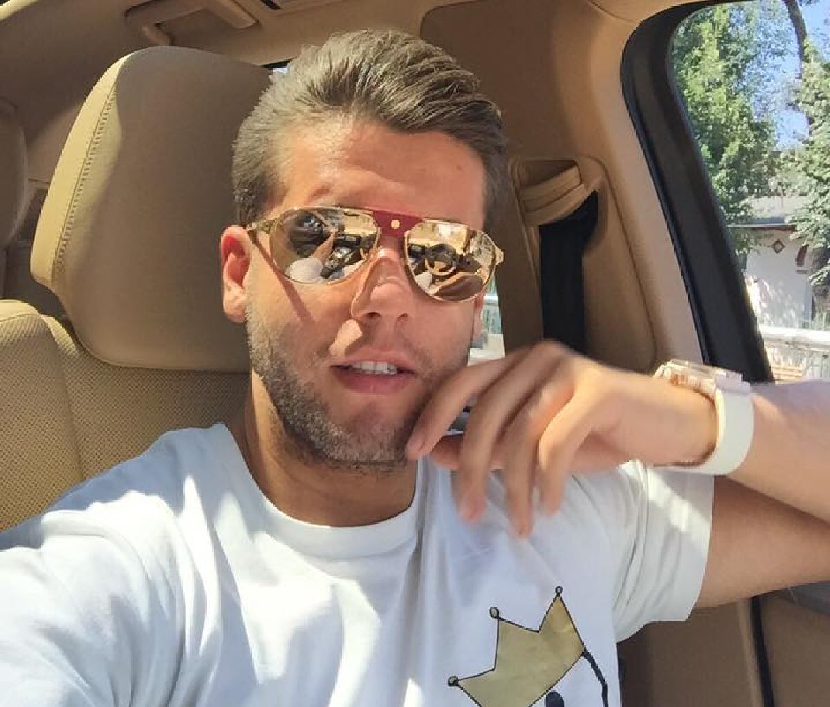 Cu ce se ocupă azi Andrei Penescu, fiul fostului patron de la FC Argeș » În 2010, spunea că „șoarecii i-au mâncat mașini de 1 milion €”