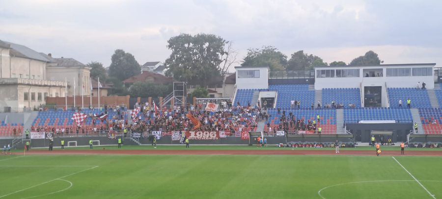 Meci dramatic la Târgoviște! Dinamo a revenit și a dat lovitura în prelungiri: „câinii” sunt în grupele Cupei