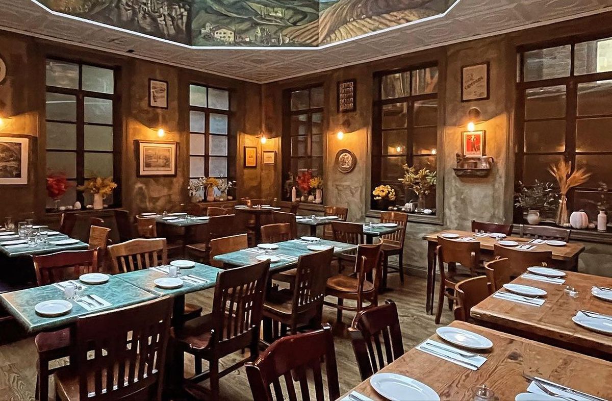 Jucătorii italieni au un loc favorit în New York în timpul US Open. Și un fan frenetic, proprietarul restaurantului care a renăscut din donații