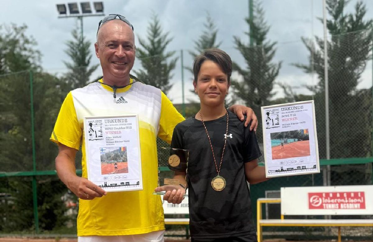 Avem viitor! William Văsîi, unul dintre protagoniștii serialului „Pasiune pură”, câștigă turneu după turneu » S-a calificat la Turneul Campionilor, care se joacă în academia lui Nadal!