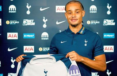 Tottenham și-a prezentat mijlocașul de 60 de milioane de euro