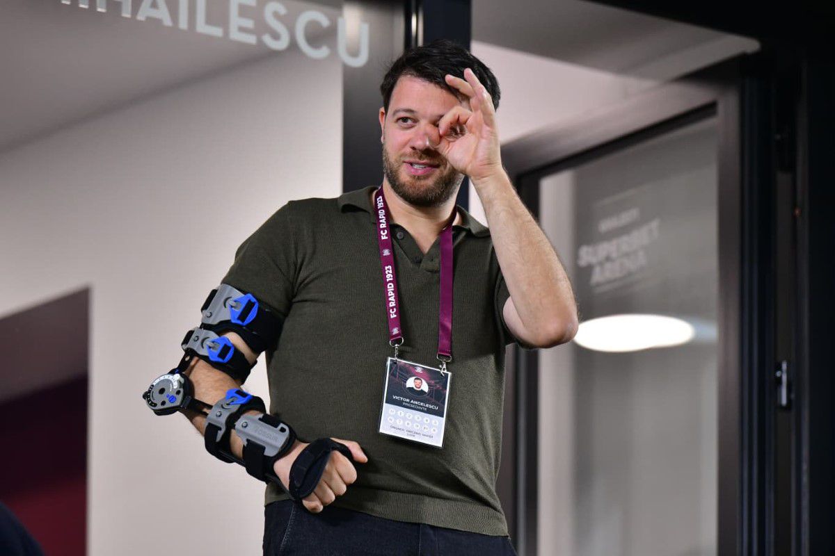 Alex Dobre: „Încă avem mult de lucru, suntem conștienți” » Reverență din studio: „Jucător pentru care mergi la stadion!”