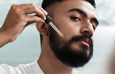 Produse esențiale pentru întreținerea bărbii: ce nu trebuie să-ți lipsească?