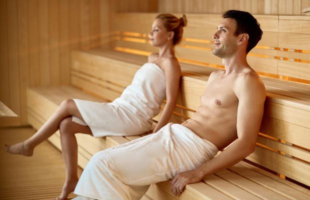 Depozitul de Saune: peste 10.000 de produse, pe stoc în România