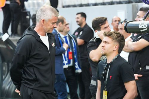 Ole Gunnar Solskjaer (stânga) o părăsește pe Beșiktaș / Foto: Imago