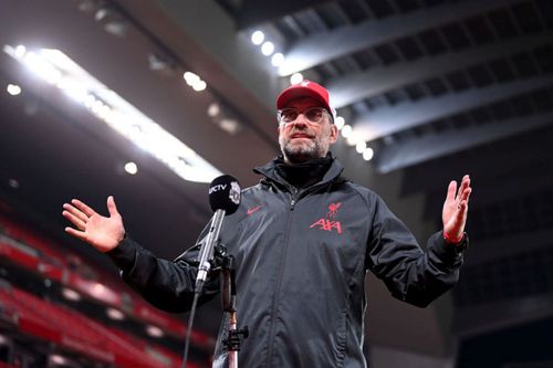 Liverpool - Arsenal 3-1. Campioana, a treia victorie consecutivă în Premier League, deși a avut trei etape grele. Managerul Jurgen Klopp a protestat vehement, auzindu-l pe Roy Keane spunând că „Liverpool a avut câteva momente de neglijență”.