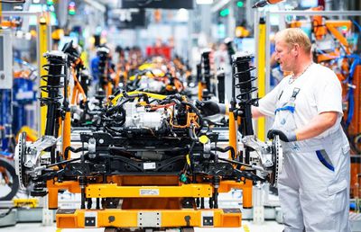 Anunț monumental: „Dacia Spring va fi prima amenințare pentru Tesla”. Prețul e revoluționar și data lansării e foarte apropiată